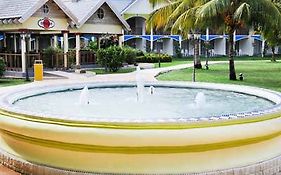 Breezes Runaway Bay Resort And Golf Club